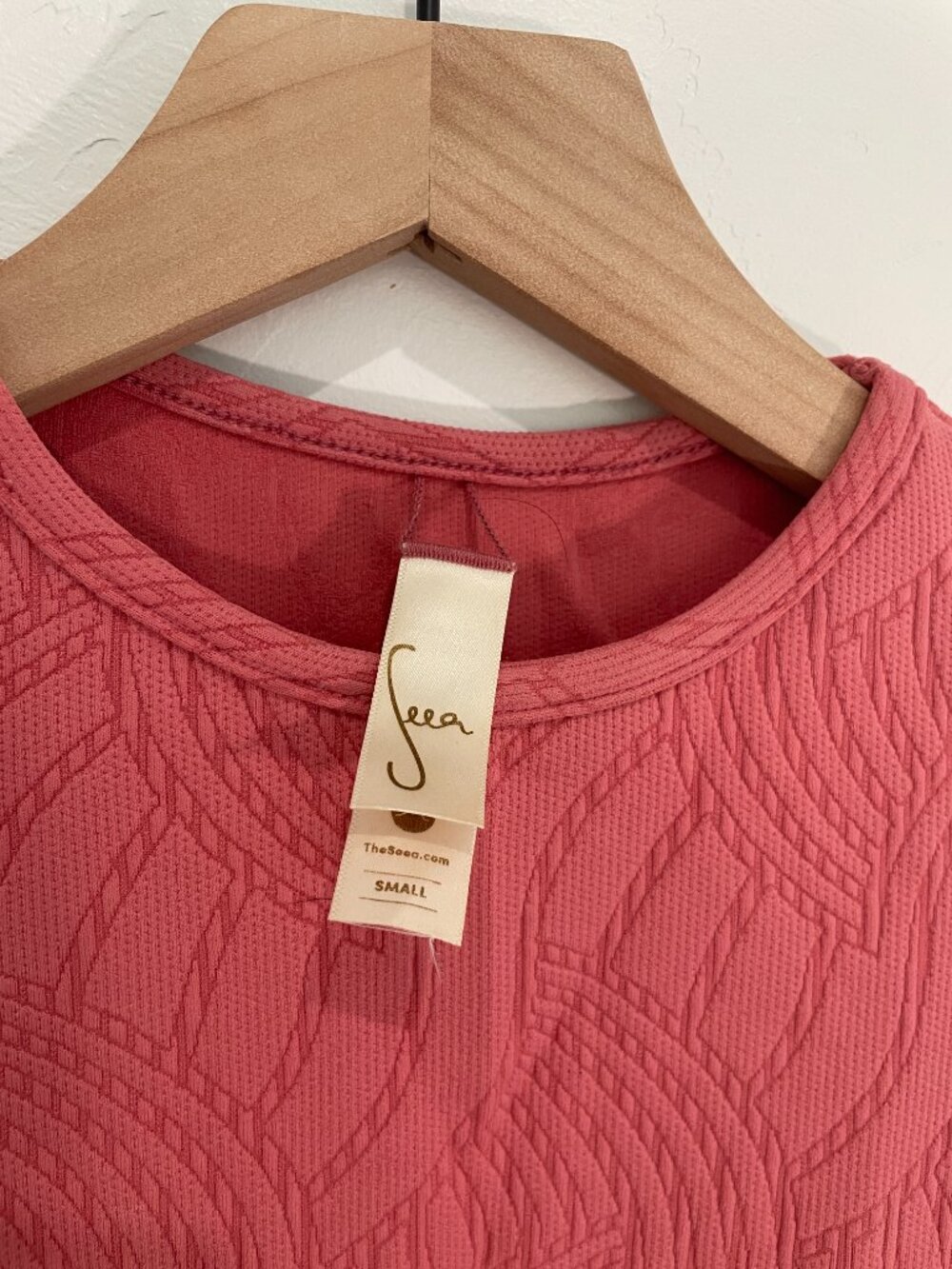 Seea Palomar Crop Rashguard (Pink) - Picture 4 of 4